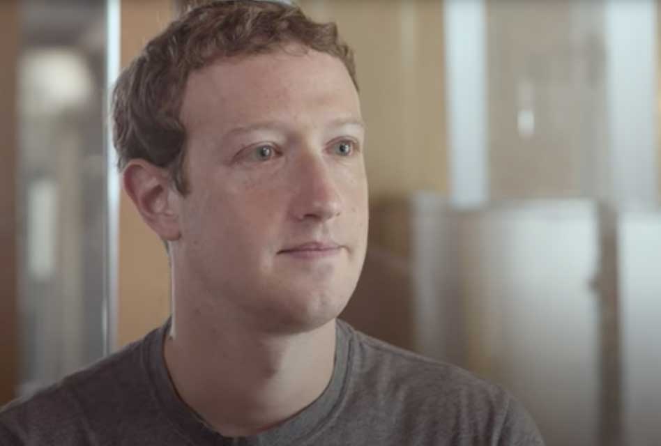 Facebook Oversight Board Gives Zuckerberg 6 Months to Fix Trump Ban